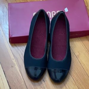 Munro Shoes, Navy